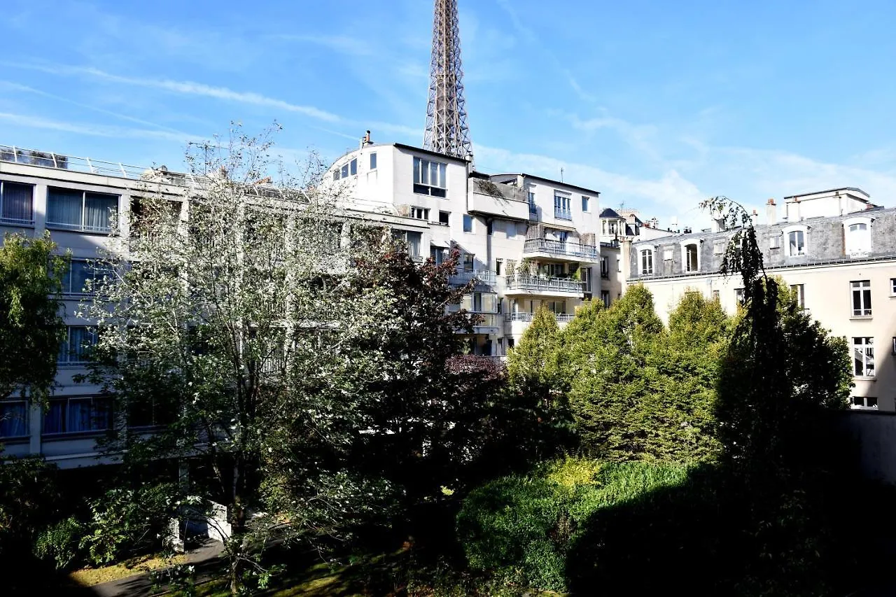 Apartament Eiffel Tower - Suffren Paryż